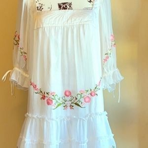 ISO I want to buy this dress.Im looking for size L